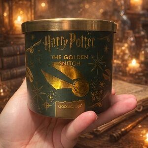 Harry Potter The Golden Snitch Candle - Green